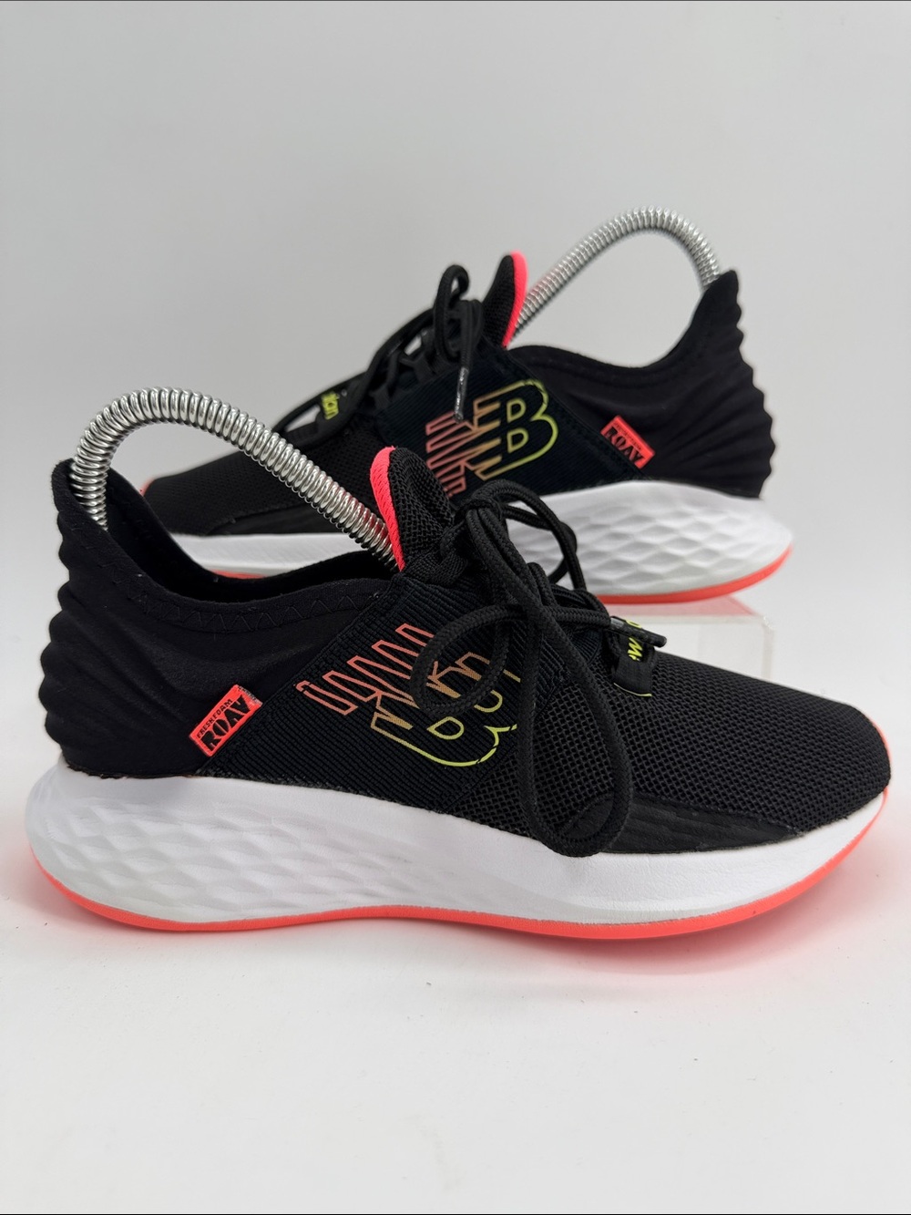 New Balance Fresh Foam Roav Womens Running Shoes Comfort Black White Size 5.0